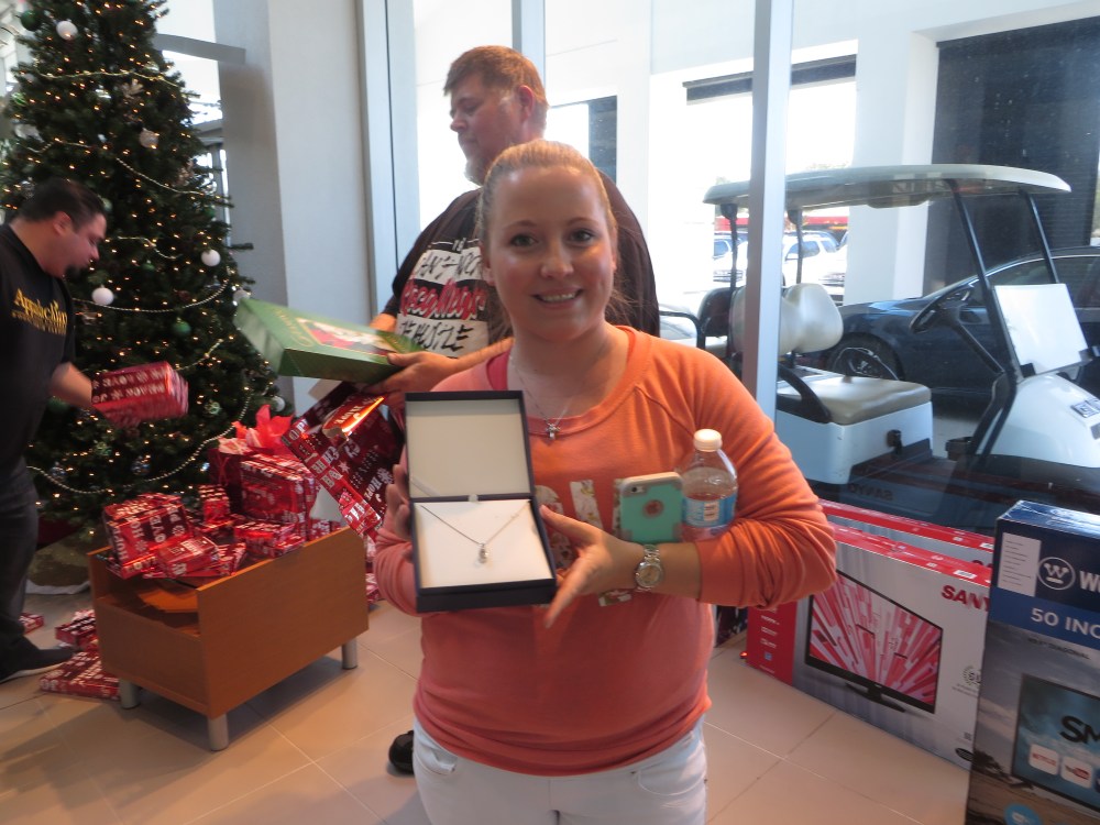 Employee Christmas Party 2016 196.JPG