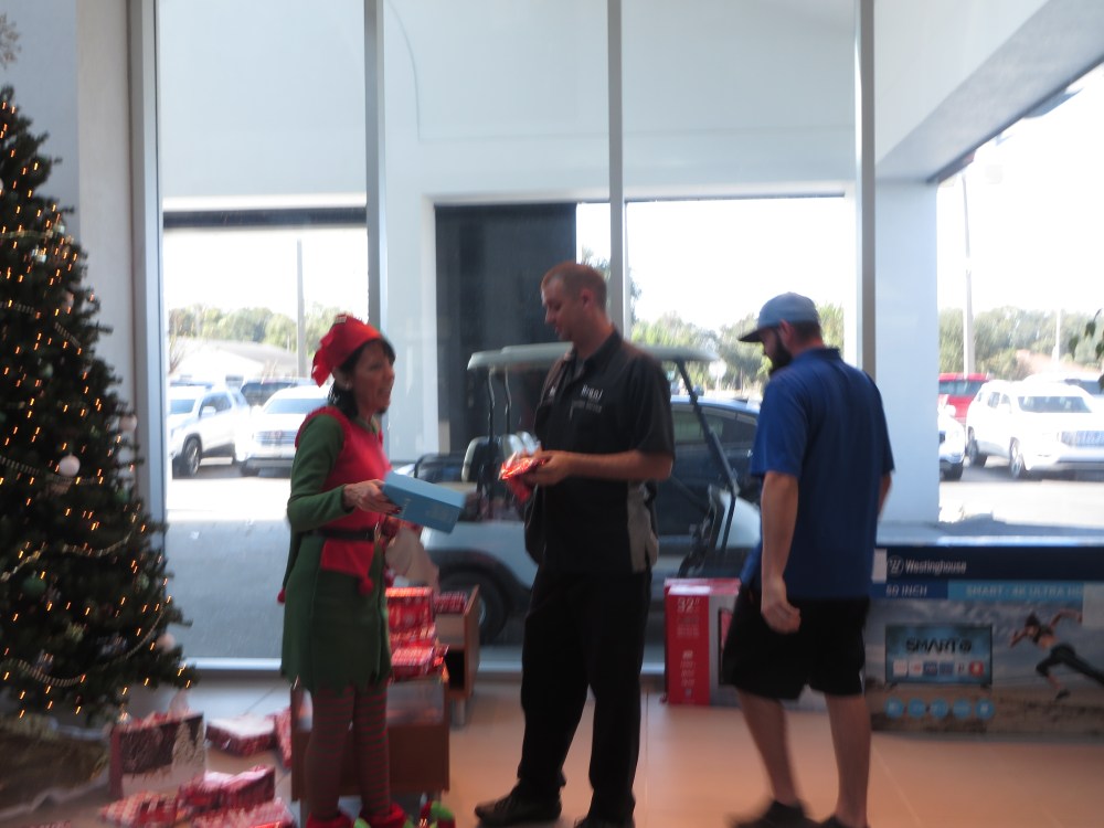 Employee Christmas Party 2016 202.JPG