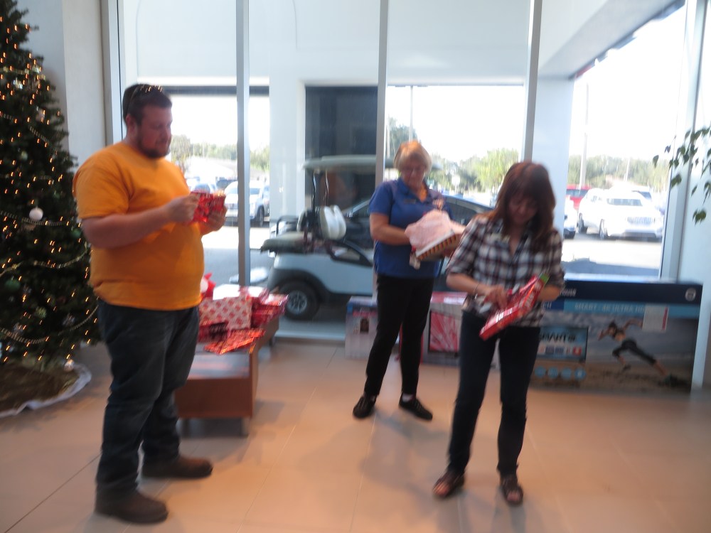 Employee Christmas Party 2016 209.JPG