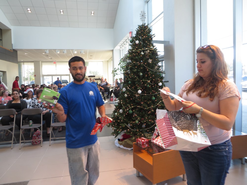 Employee Christmas Party 2016 214.JPG