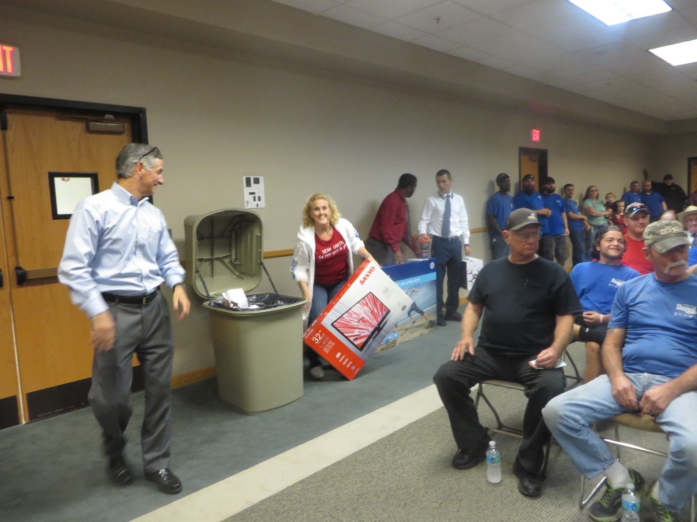 Employee Christmas Party 2016 309.JPG