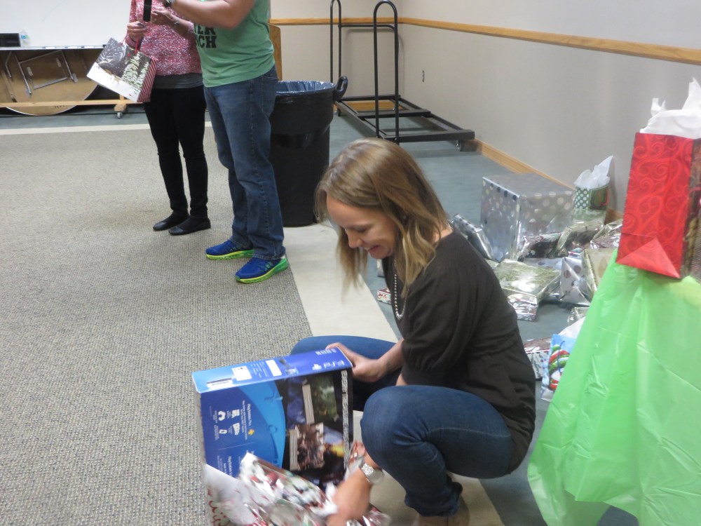 Employee Christmas Party 2016 317.JPG