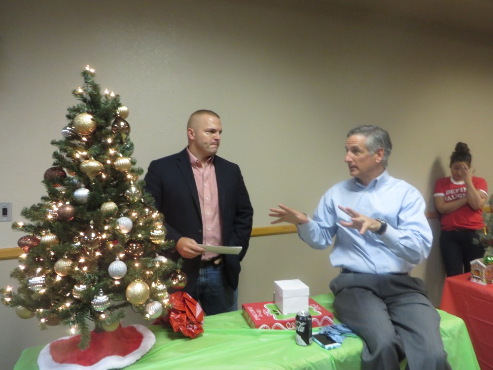 Employee Christmas Party 2016 375.JPG