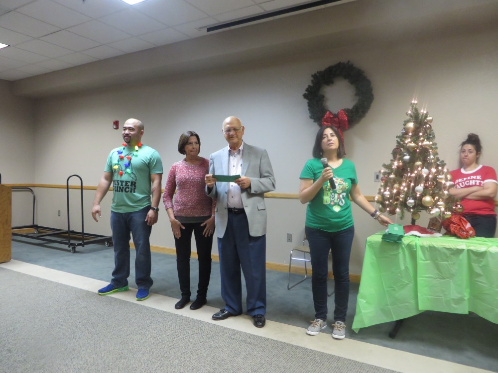 Employee Christmas Party 2016 380.JPG